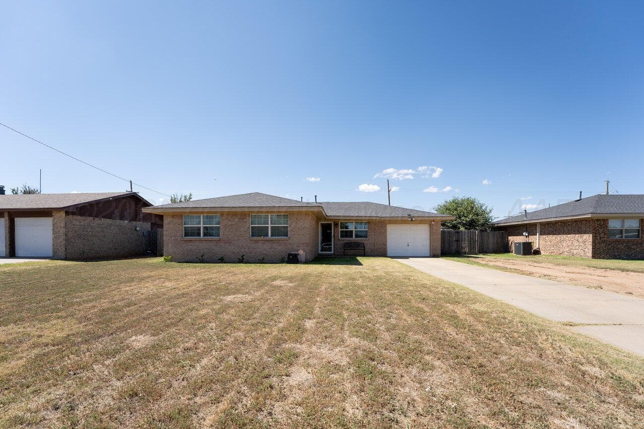 713 Cherokee Dr