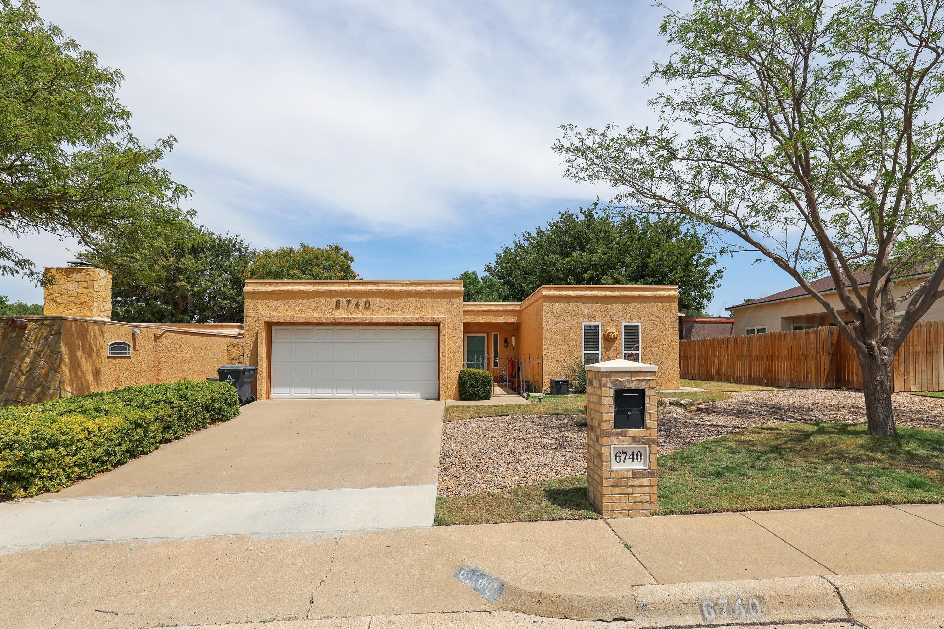 6740 Westcliff Cir