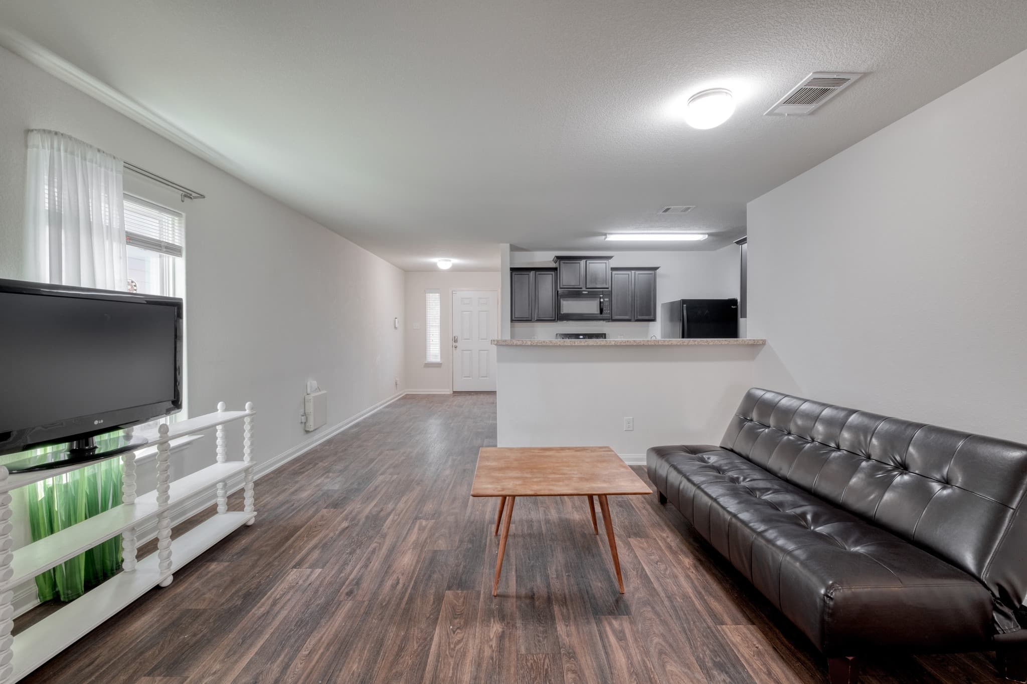 1436 Breanna Ln