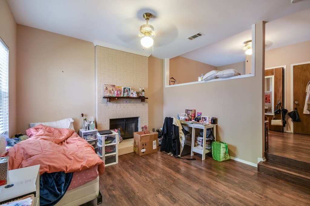 Gallery image 4