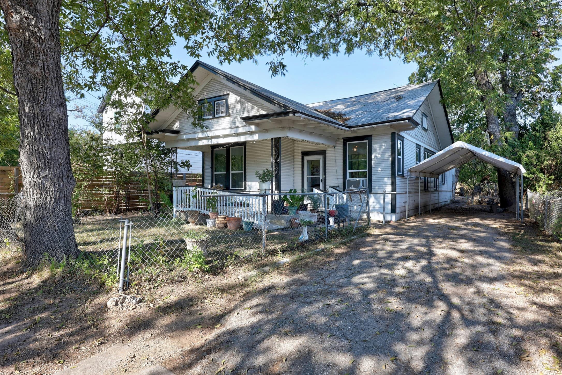 1004 Vargas Rd