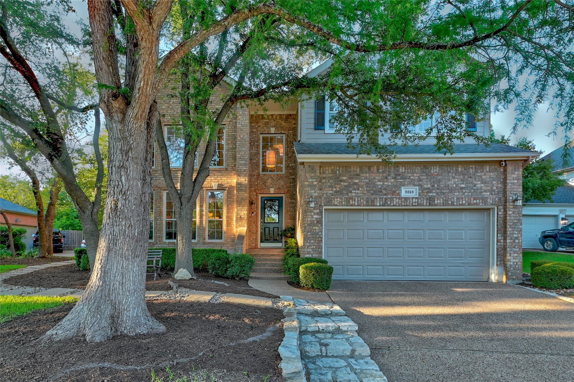 9269 Scenic Bluff Dr