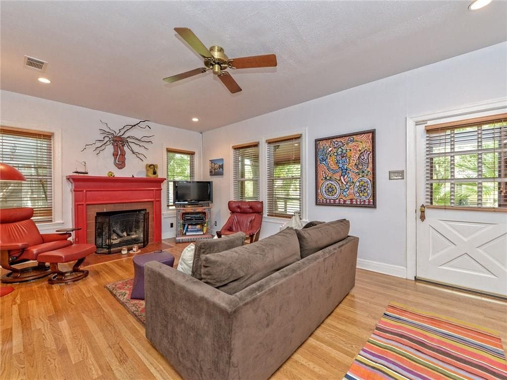 Gallery image 4