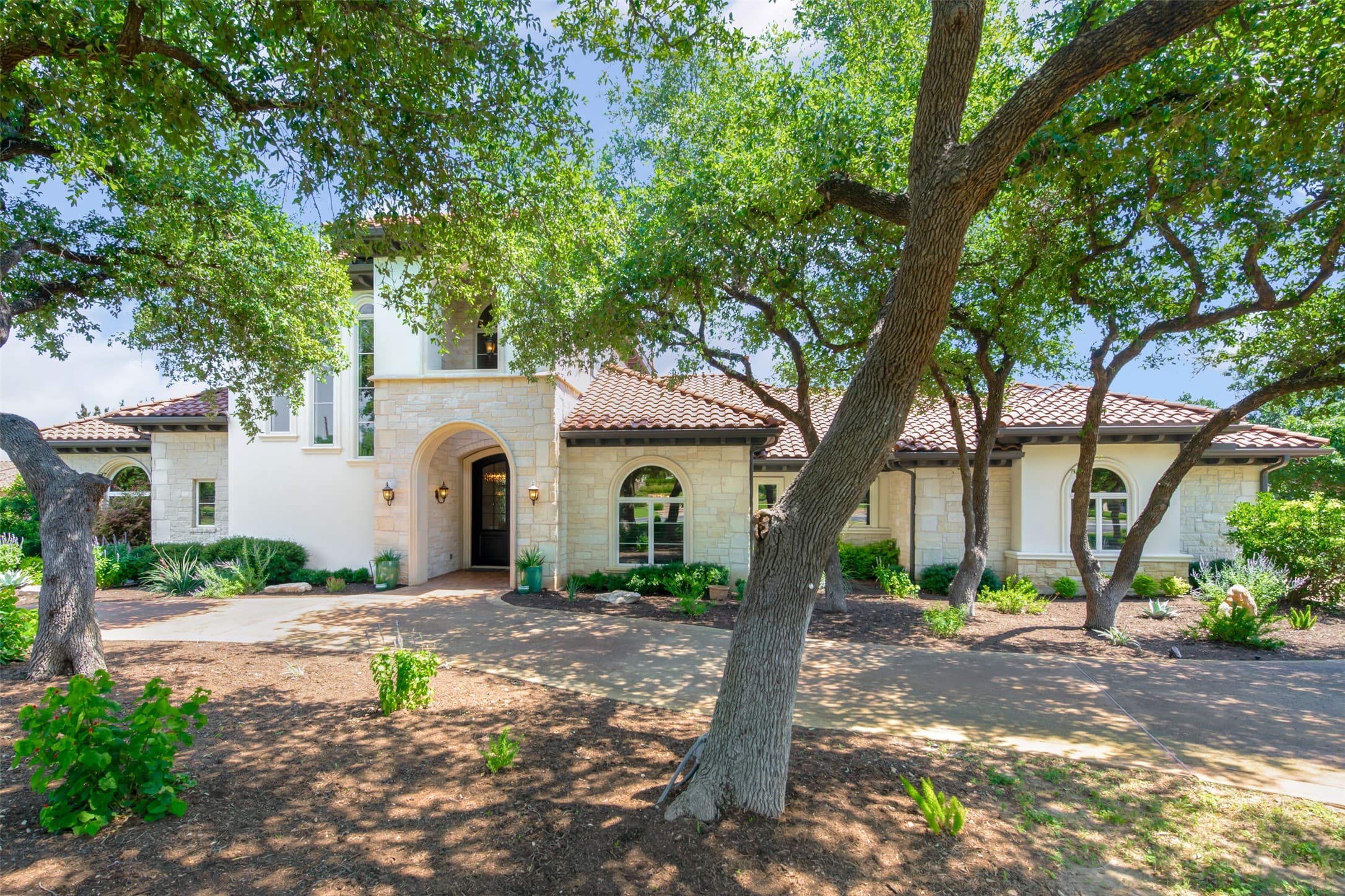 106 Harbor Hill Dr