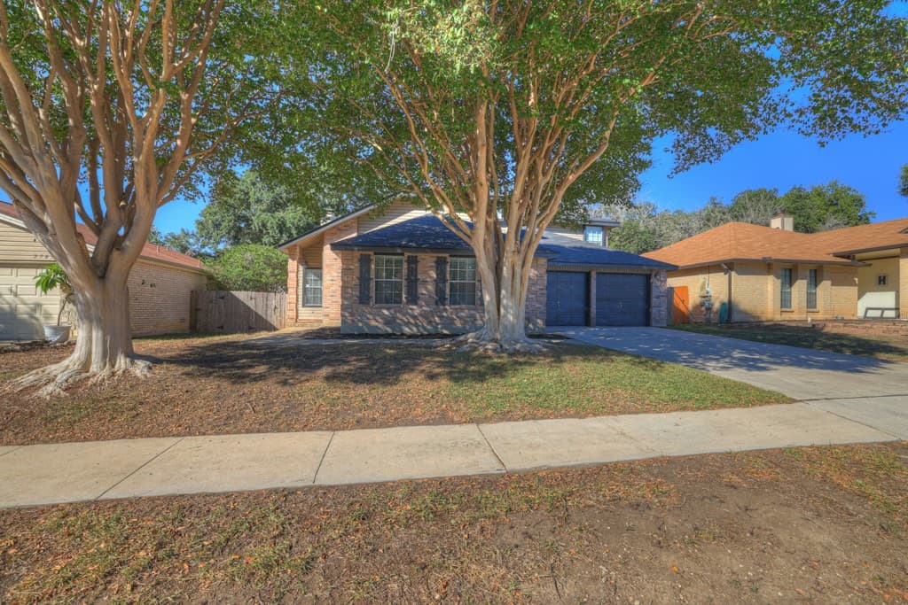 2801 Hidden Grove Ln