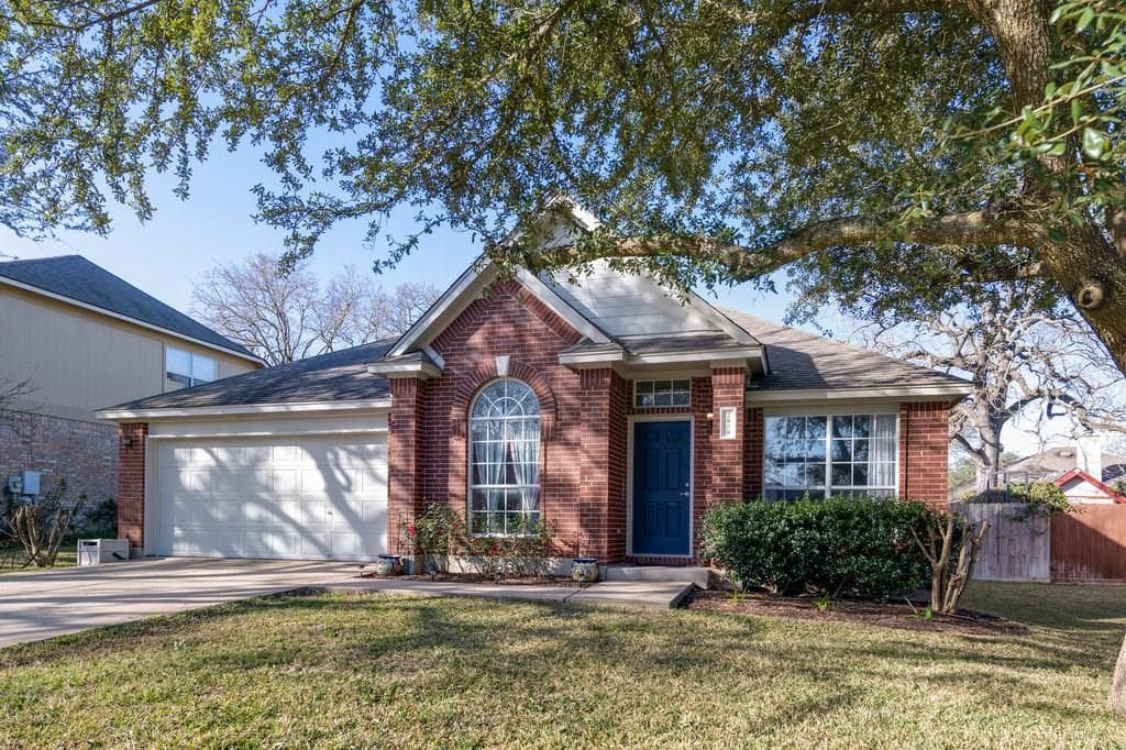 2809 Oakwood Glen Dr