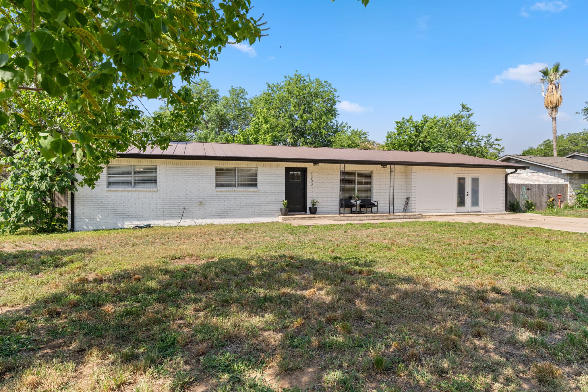 Main property image