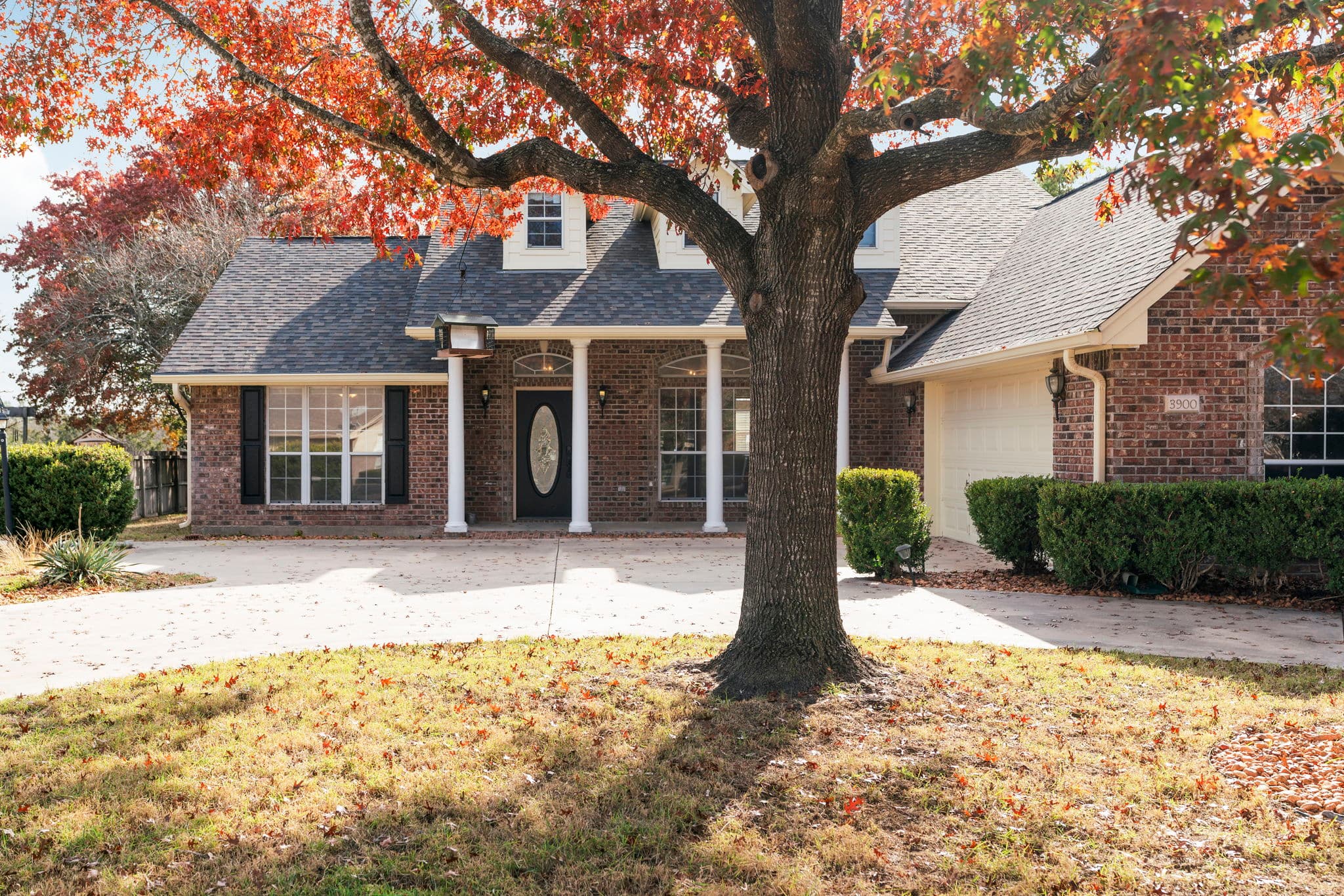 3900 Chisholm Trl