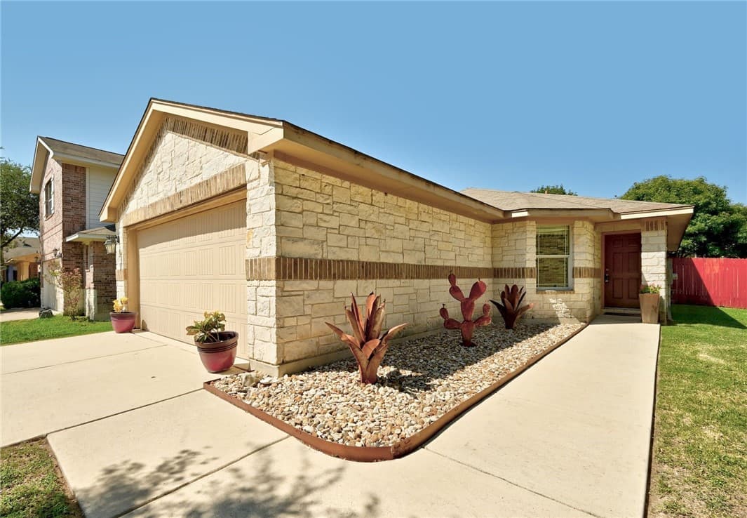 1612 Pavelich Pass