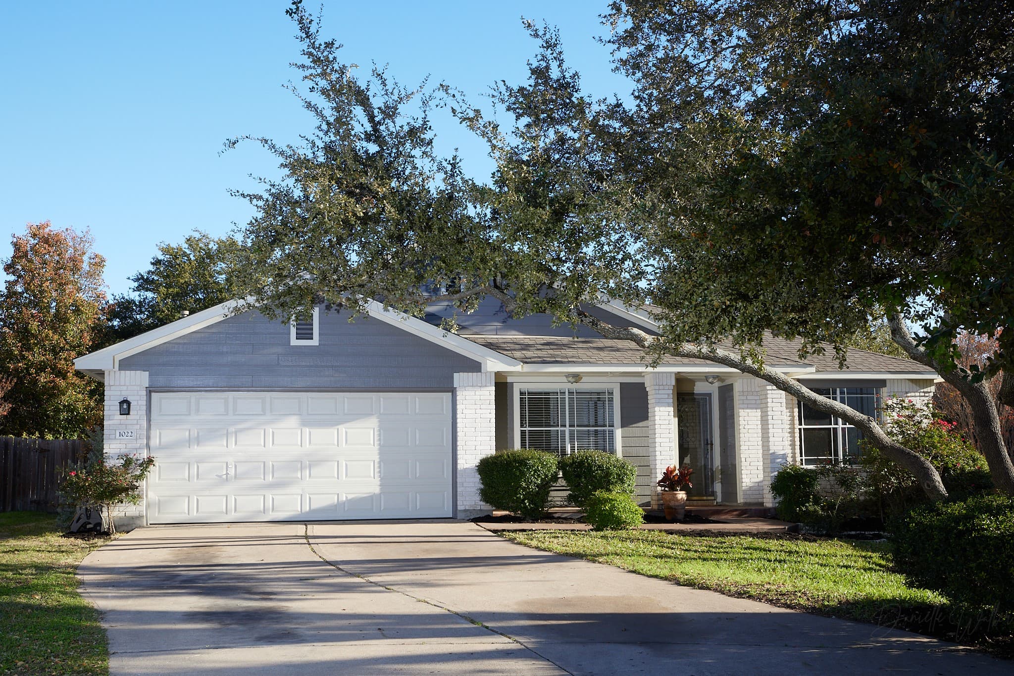 Main property image