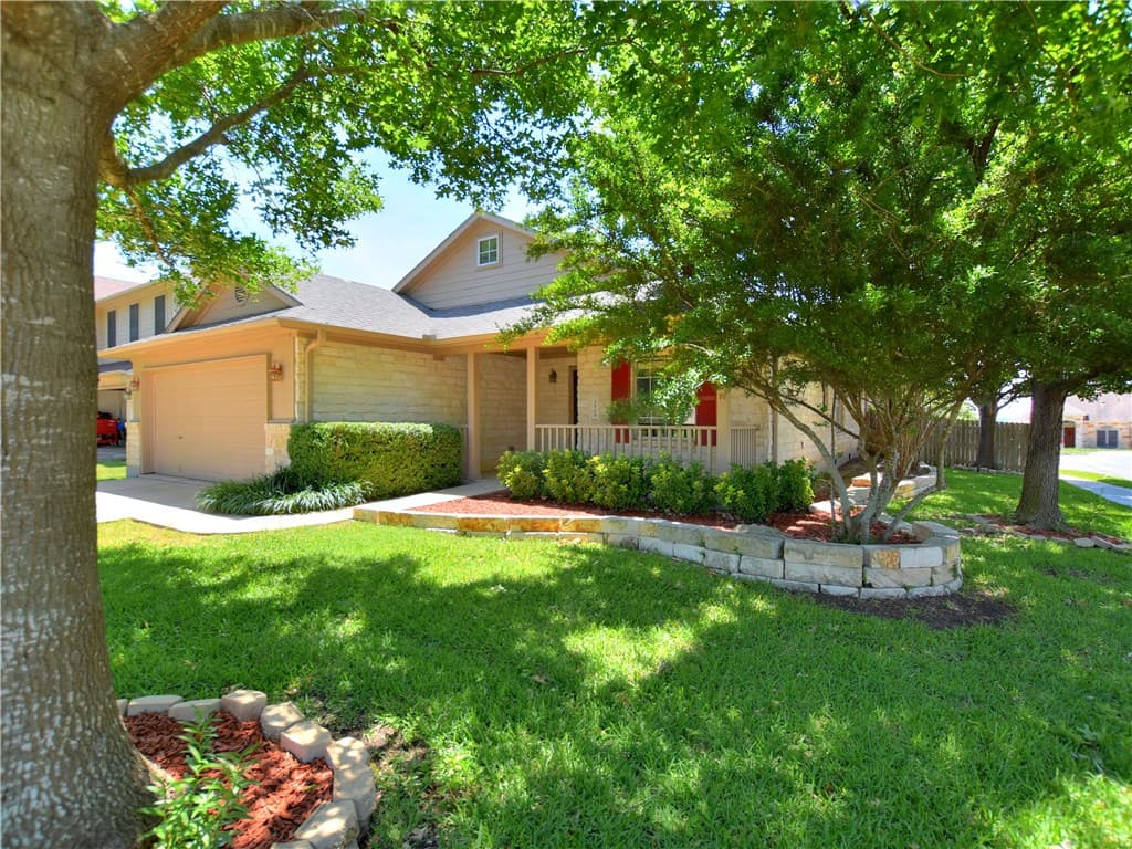3809 Laurel Ridge Dr