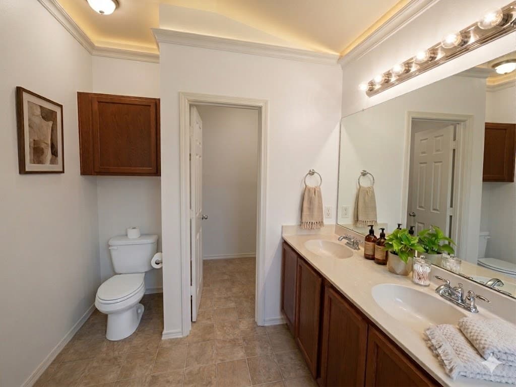 Gallery image 3
