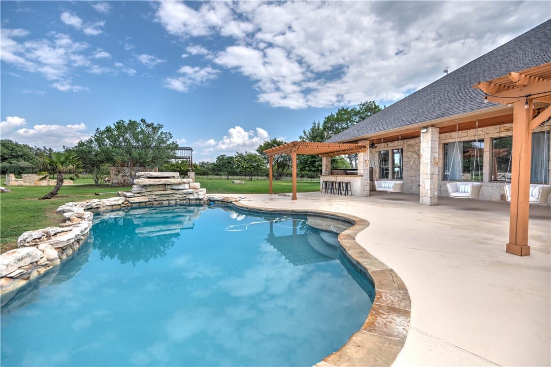 301 Spears Ranch Rd