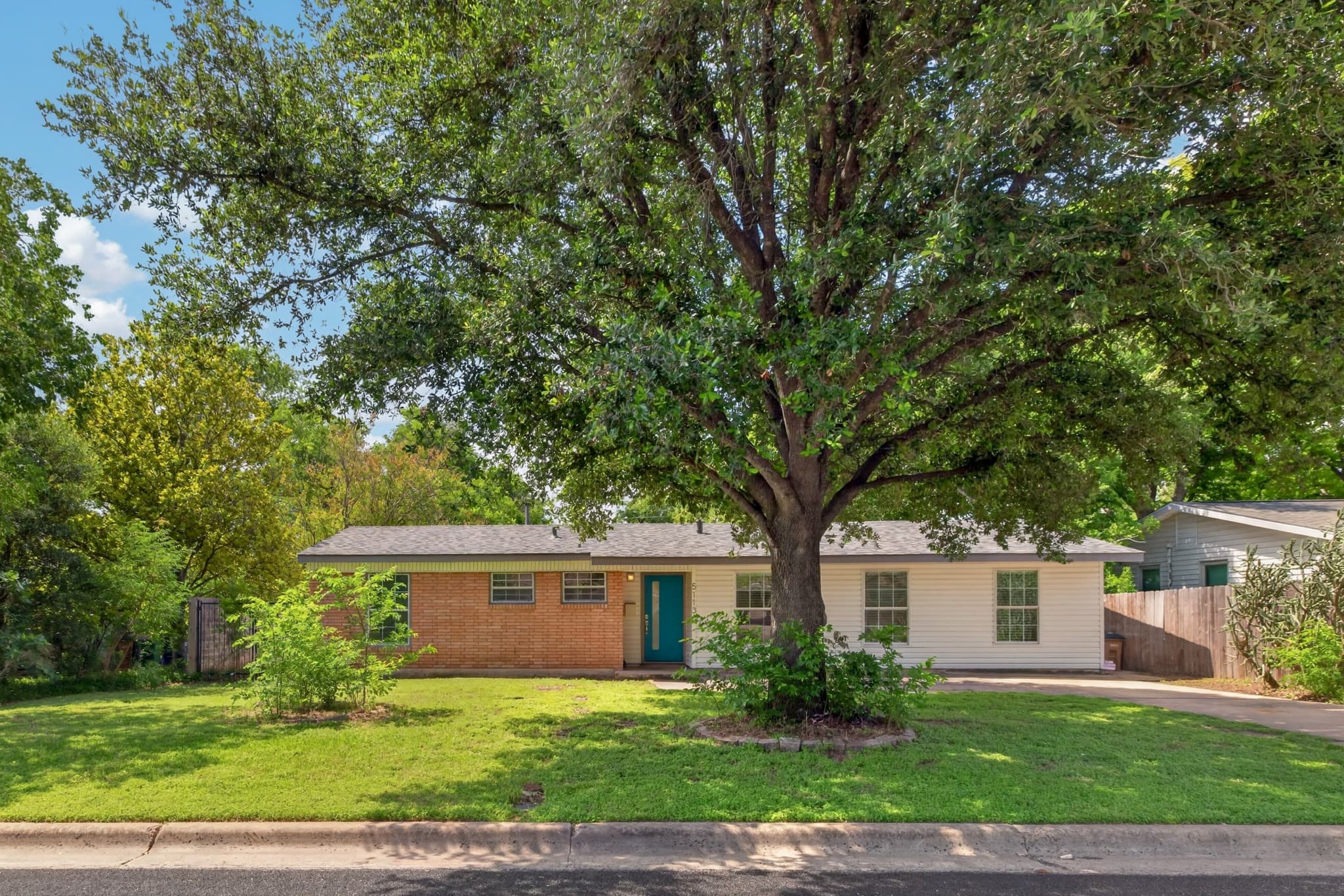 5113 Brookdale Ln