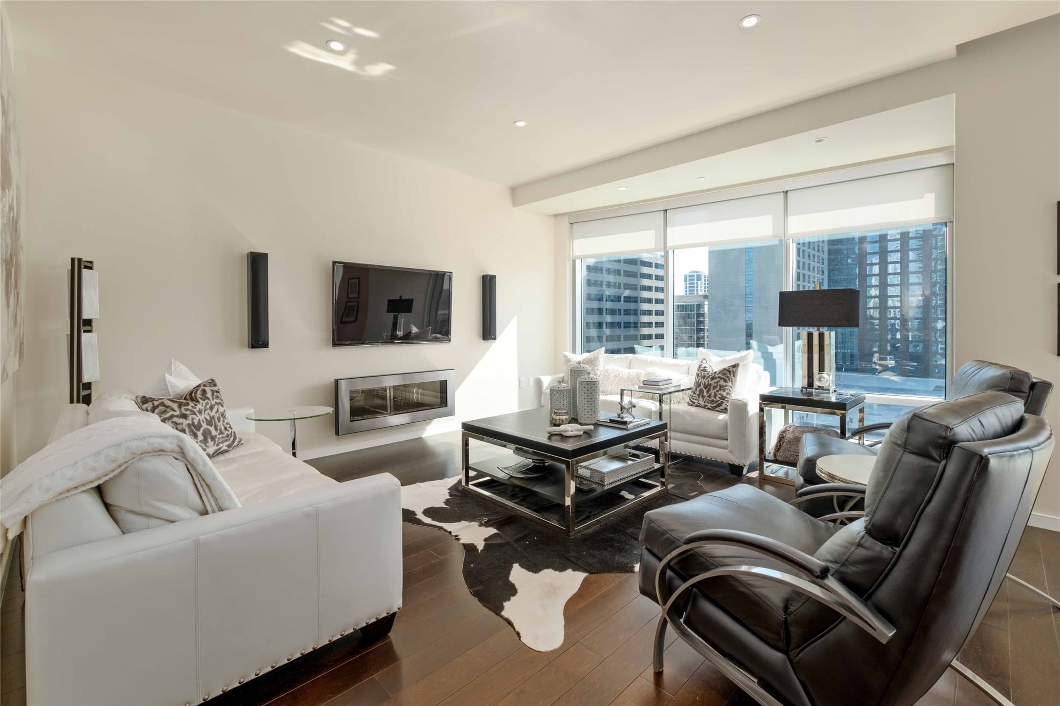 200 Congress Ave Unit 15b