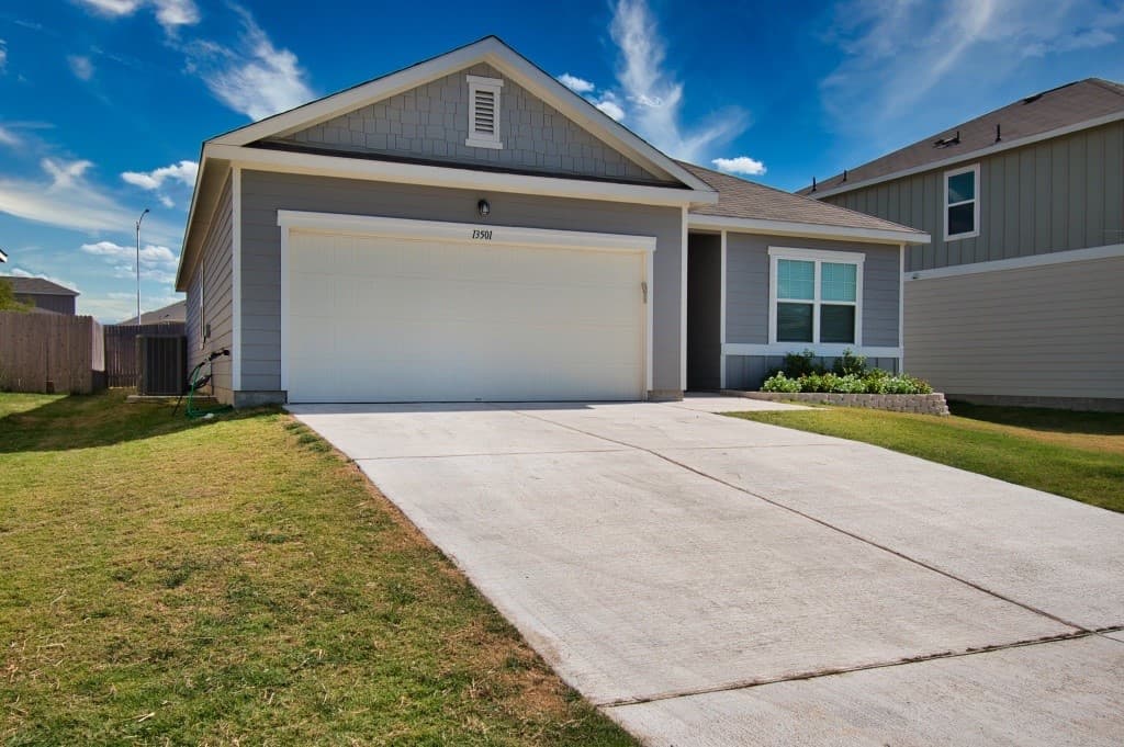 13501 John Calhoun Dr