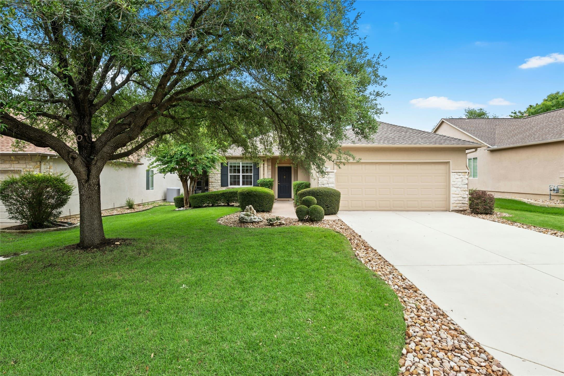 402 Colorado River Rd