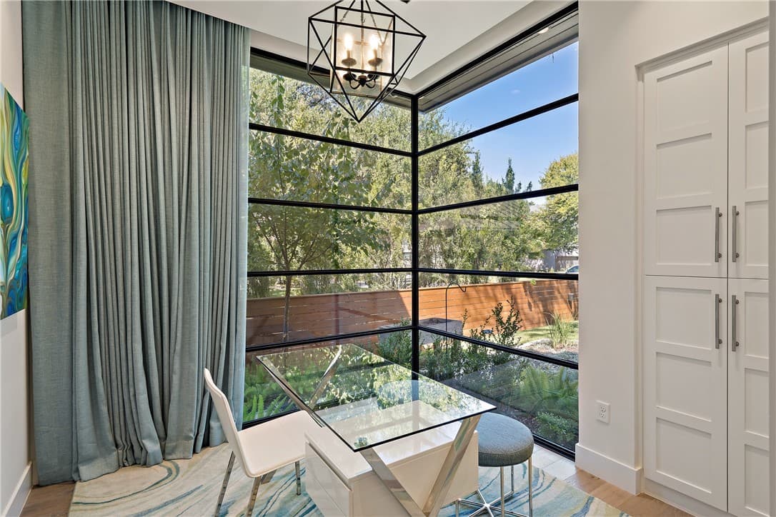 Gallery image 3