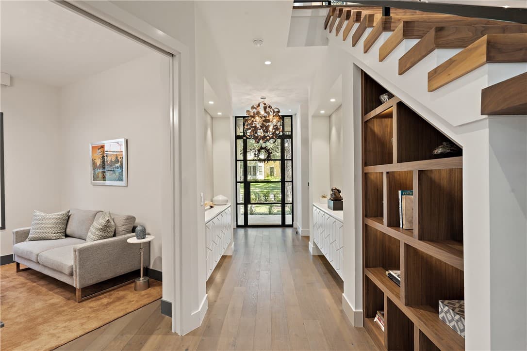 Gallery image 4