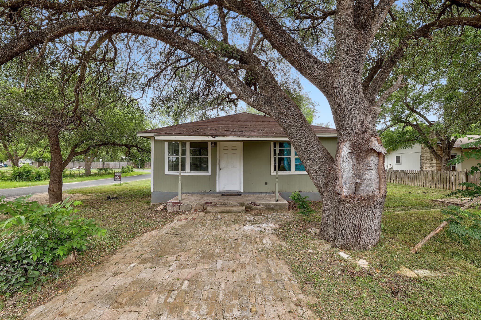 3007 Michoacan Dr