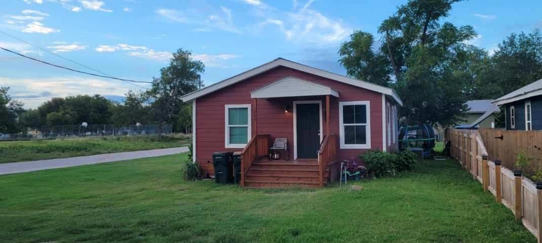 Main property image