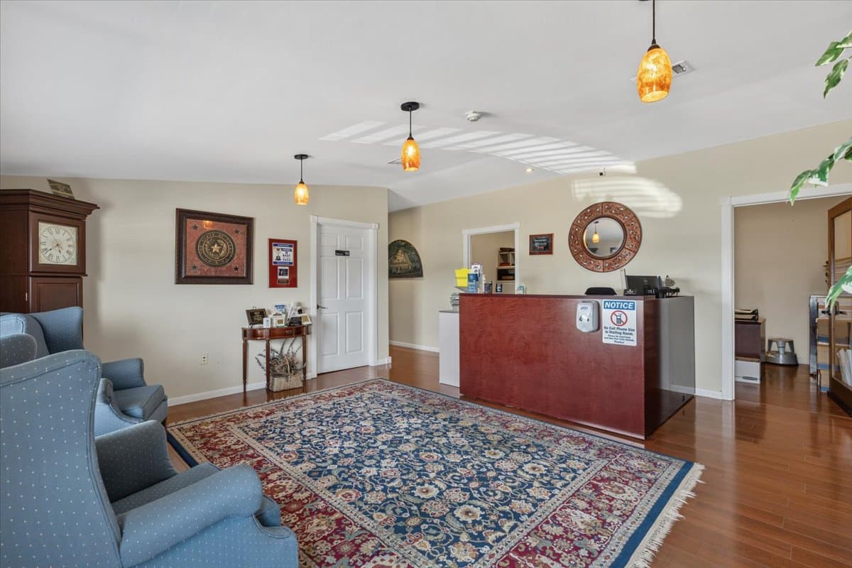 Gallery image 4