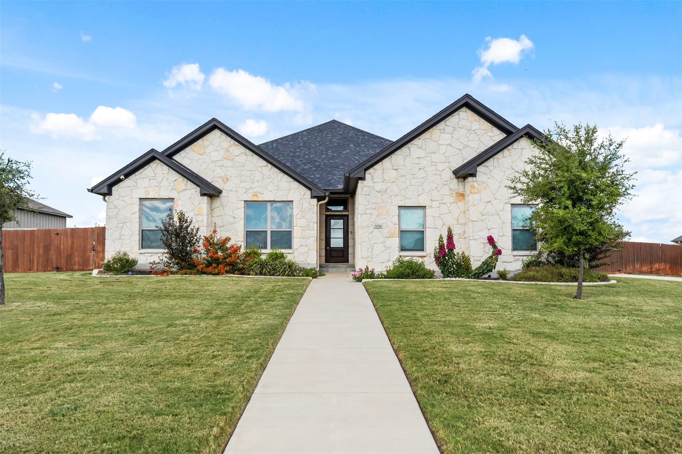 3330 Laurel Highlands Dr