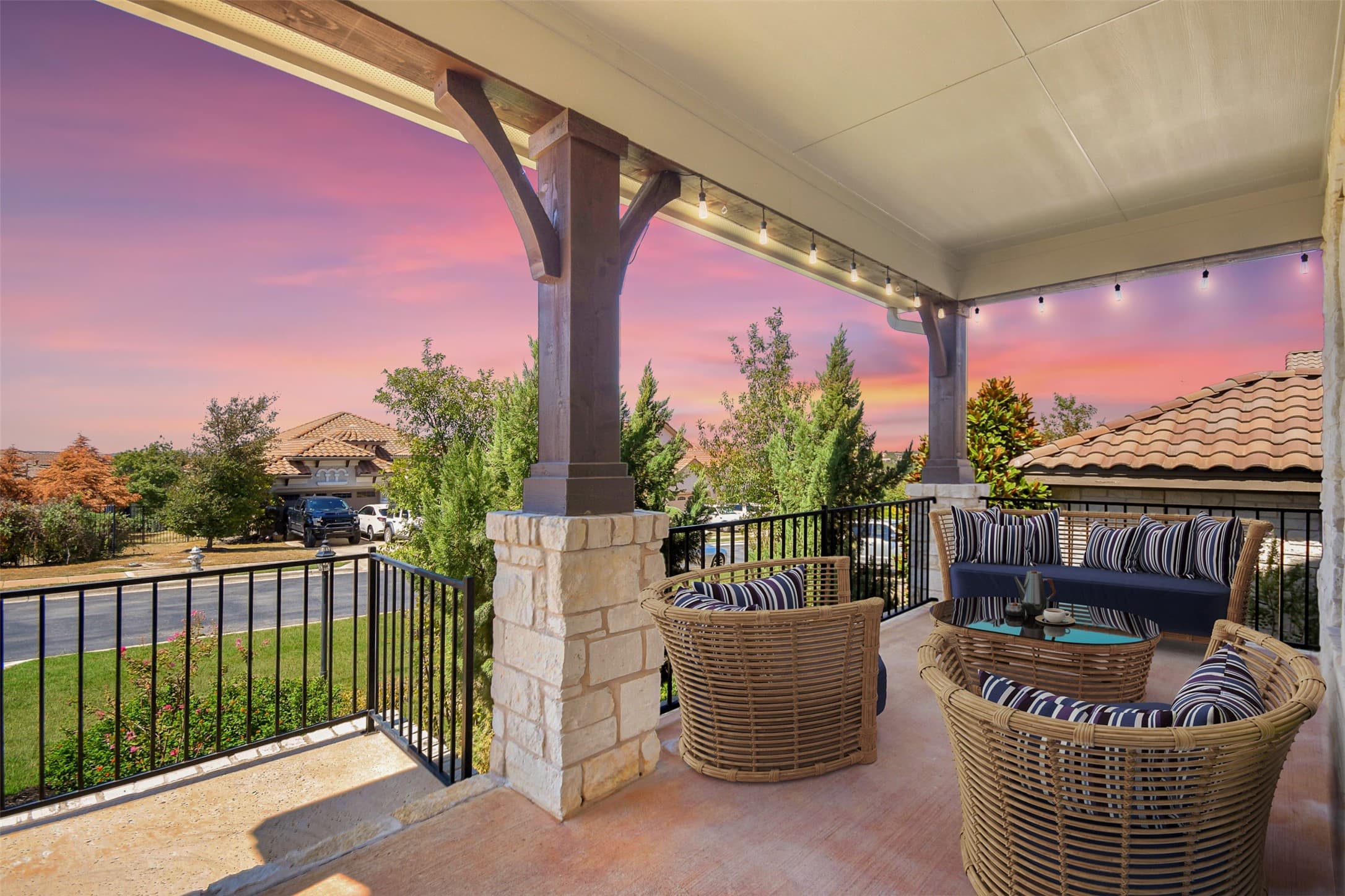 203 Antigua Way