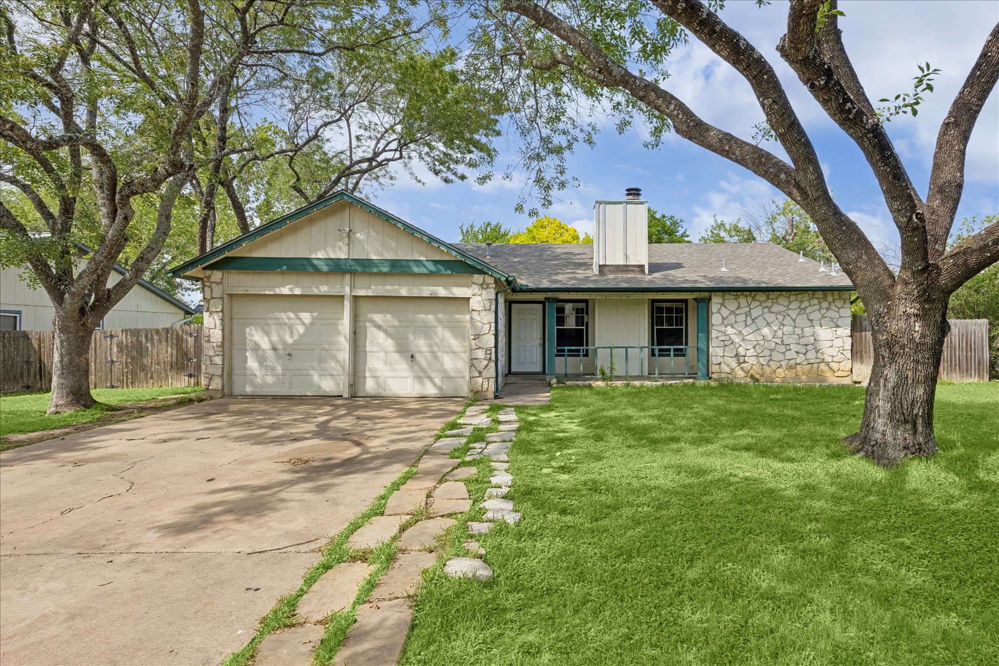 Main property image