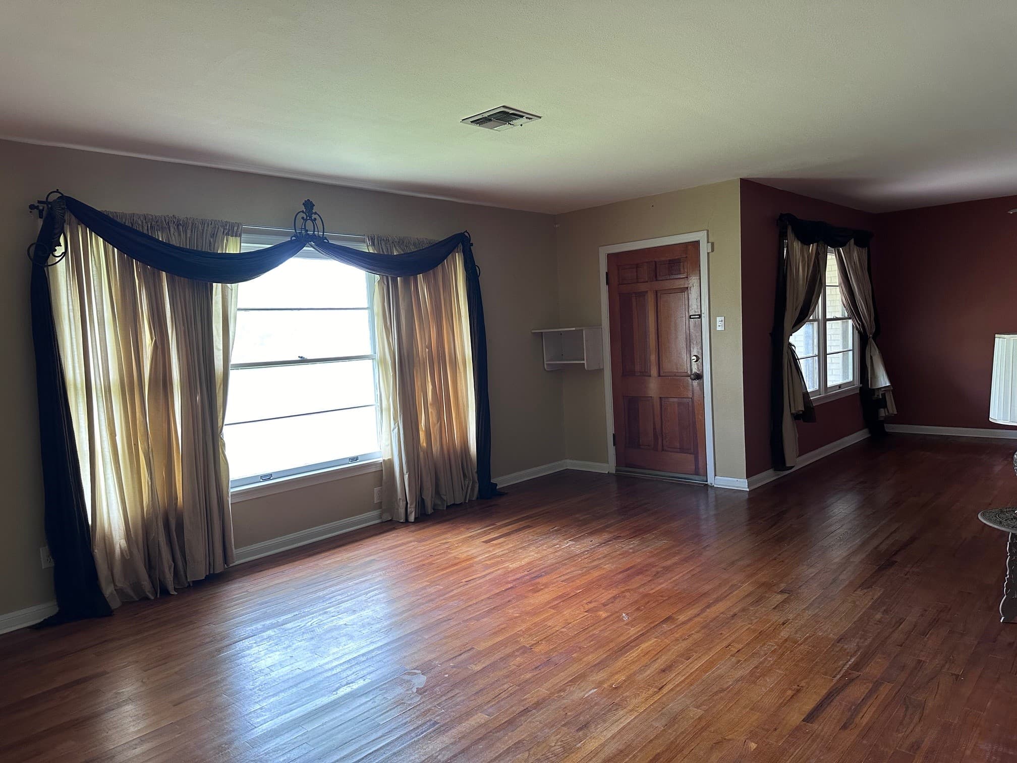 Gallery image 3