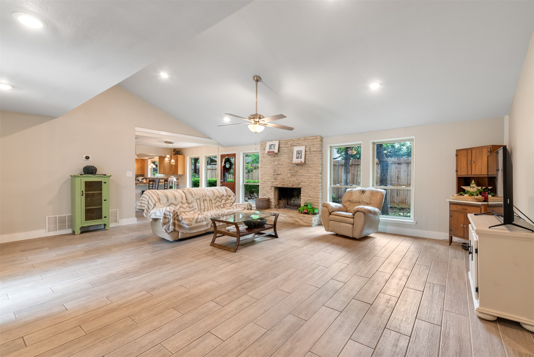 Gallery image 3
