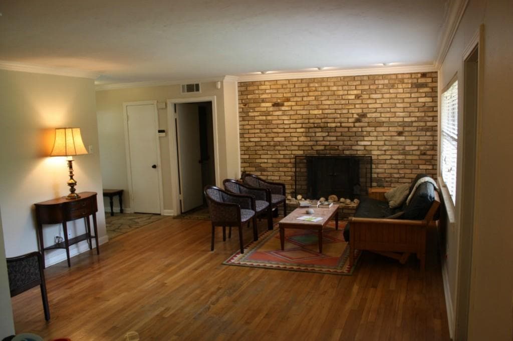 Gallery image 4