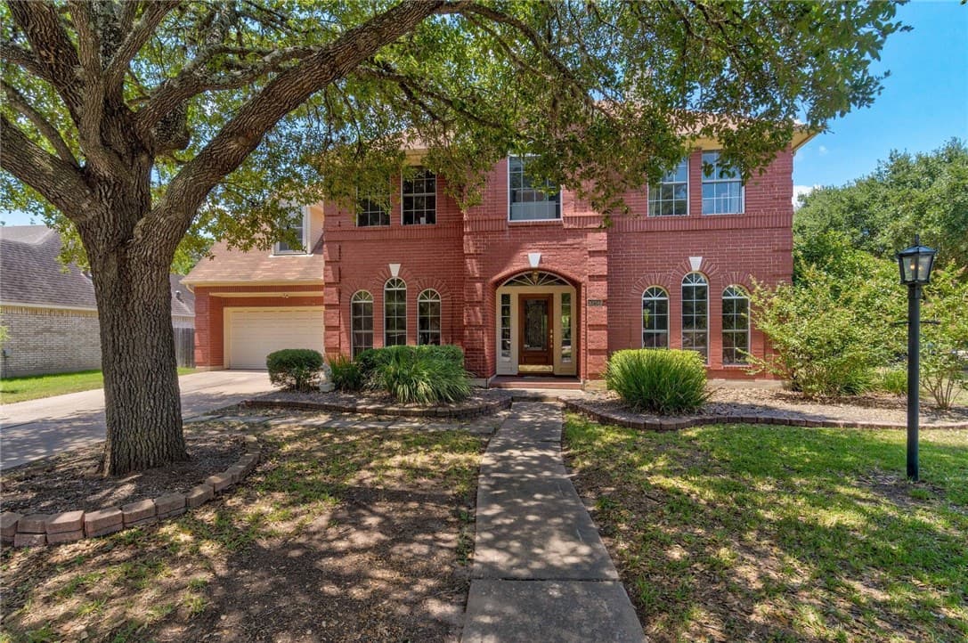 10200 Wolftrap Dr