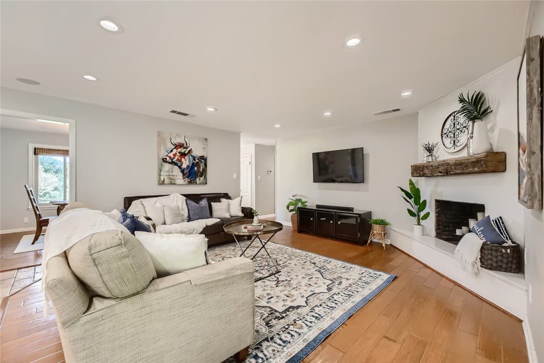 Gallery image 5