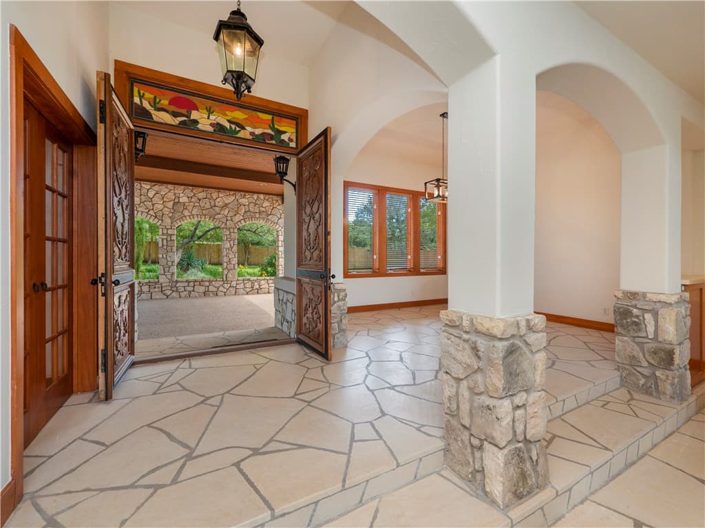 Gallery image 4