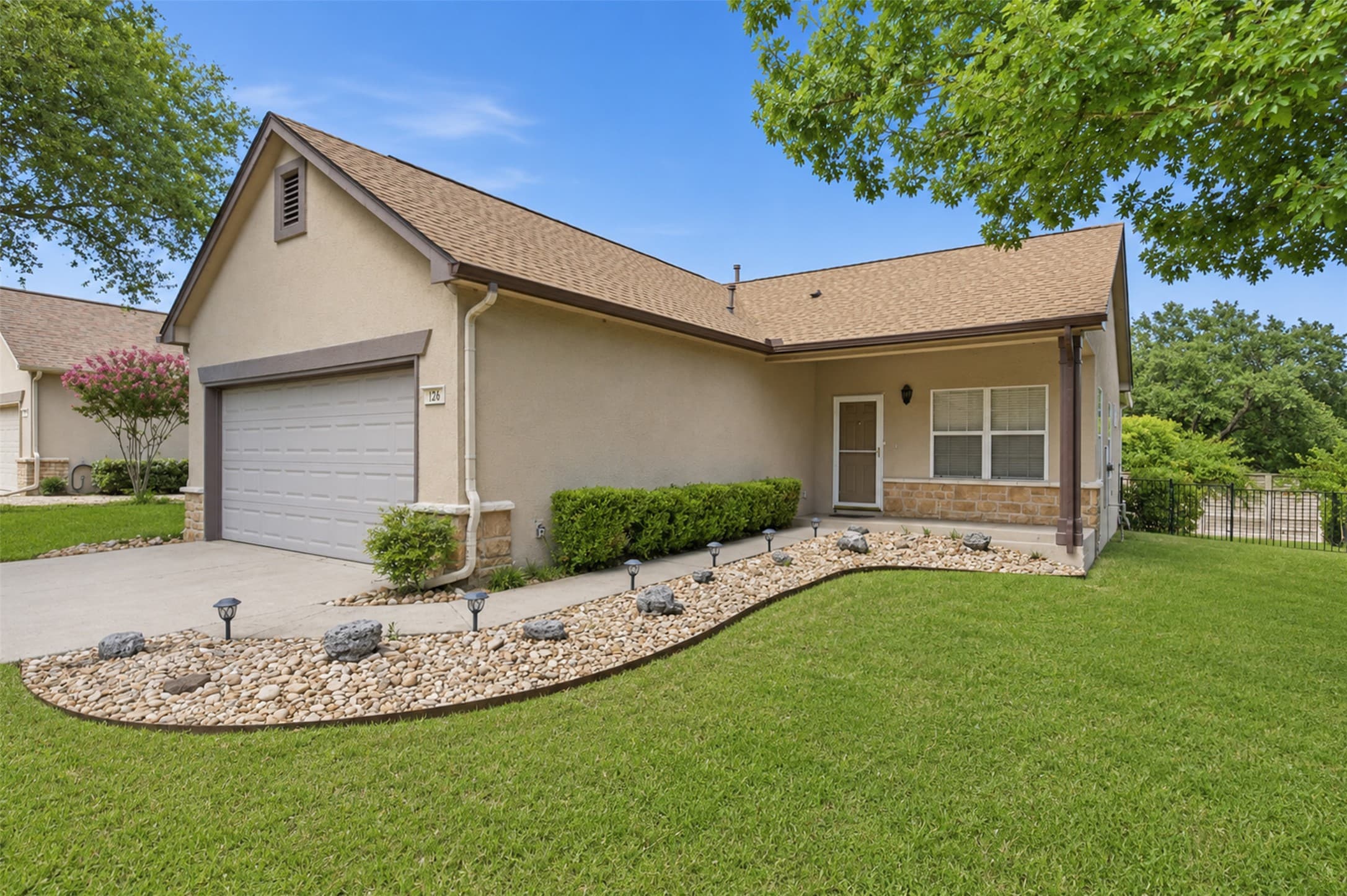 126 Whitewing Way