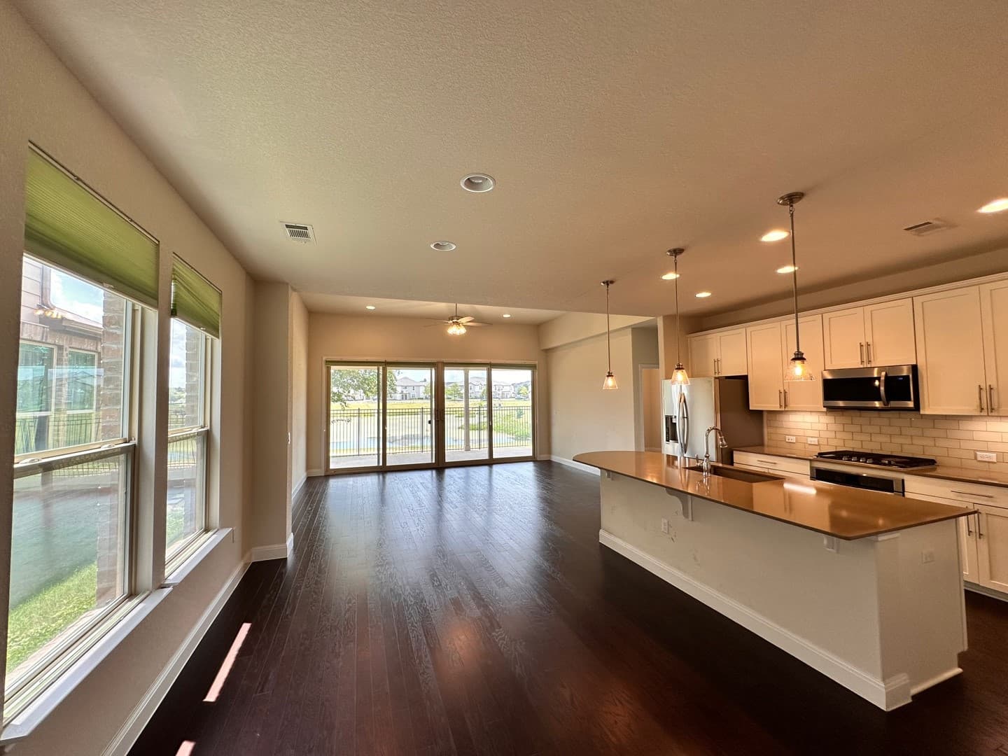 Main property image