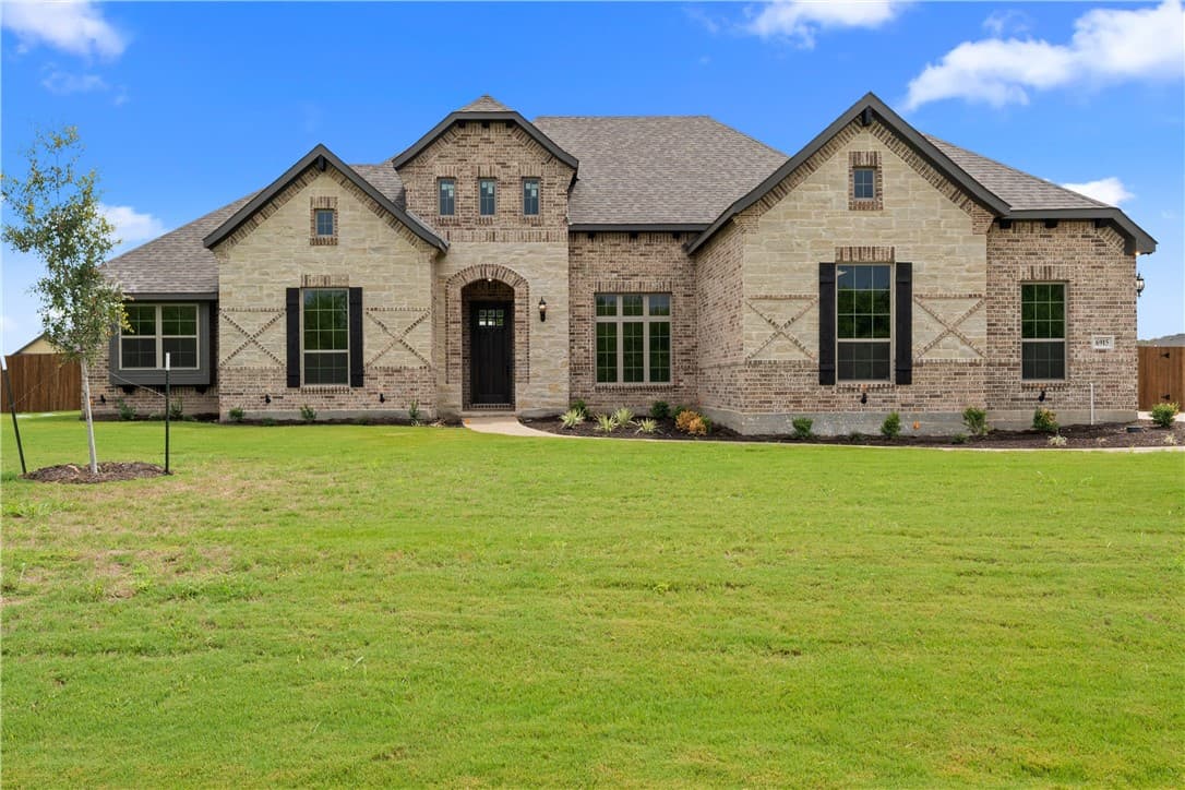 6915 Felix Mcdaniel Dr