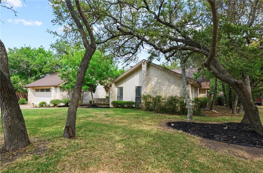 Main property image