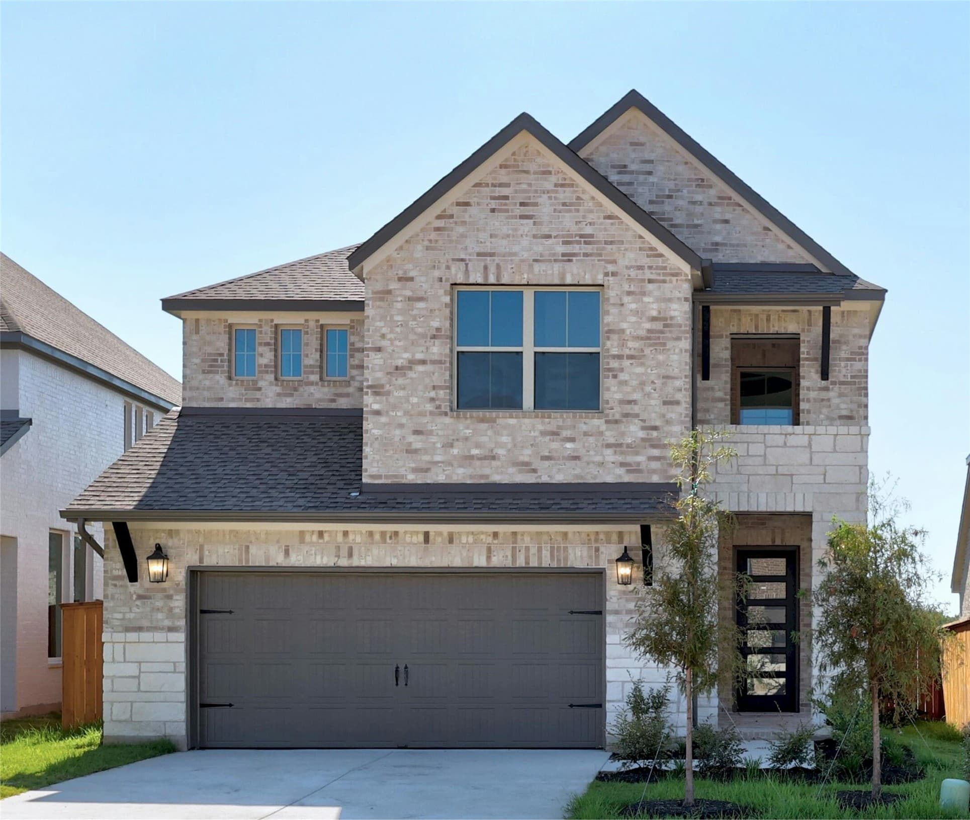 104 Emerald Grove Dr