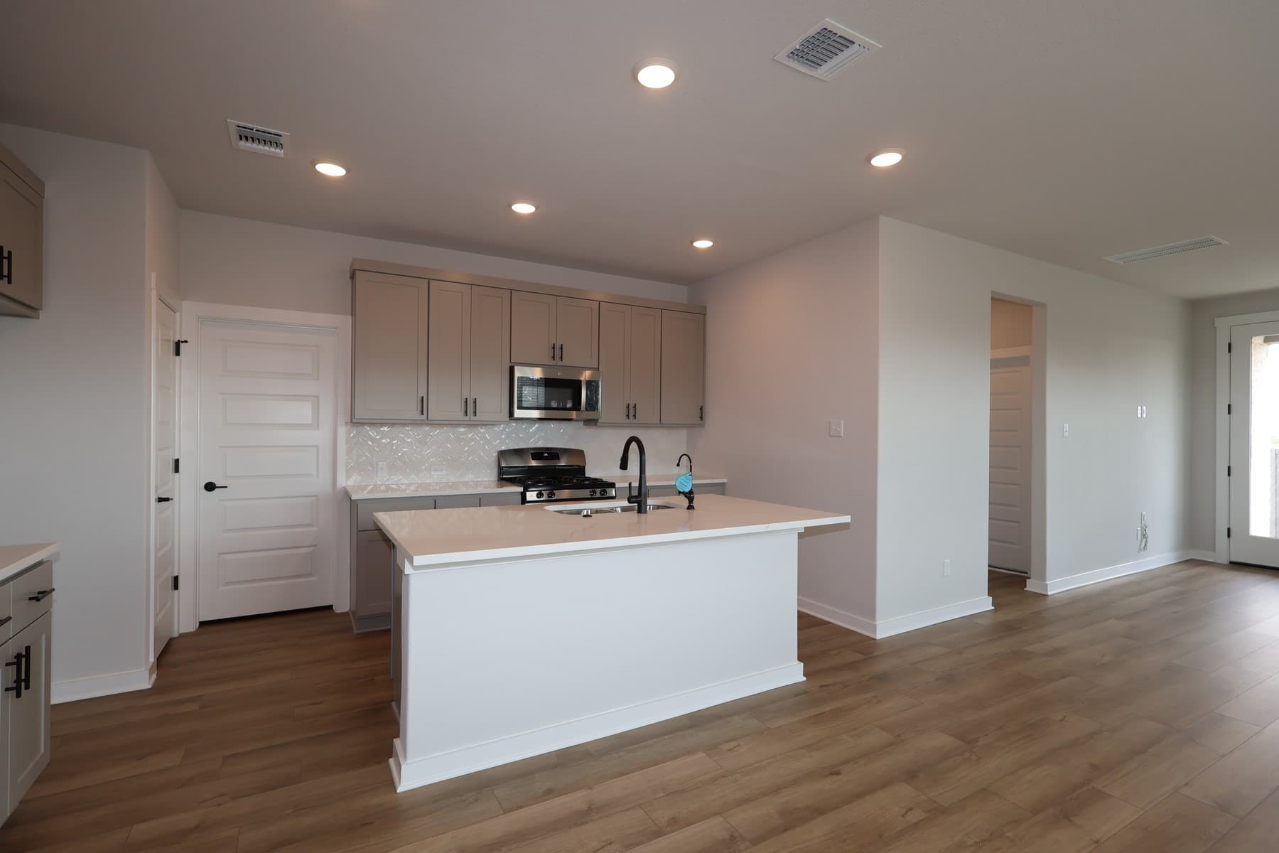 Gallery image 2