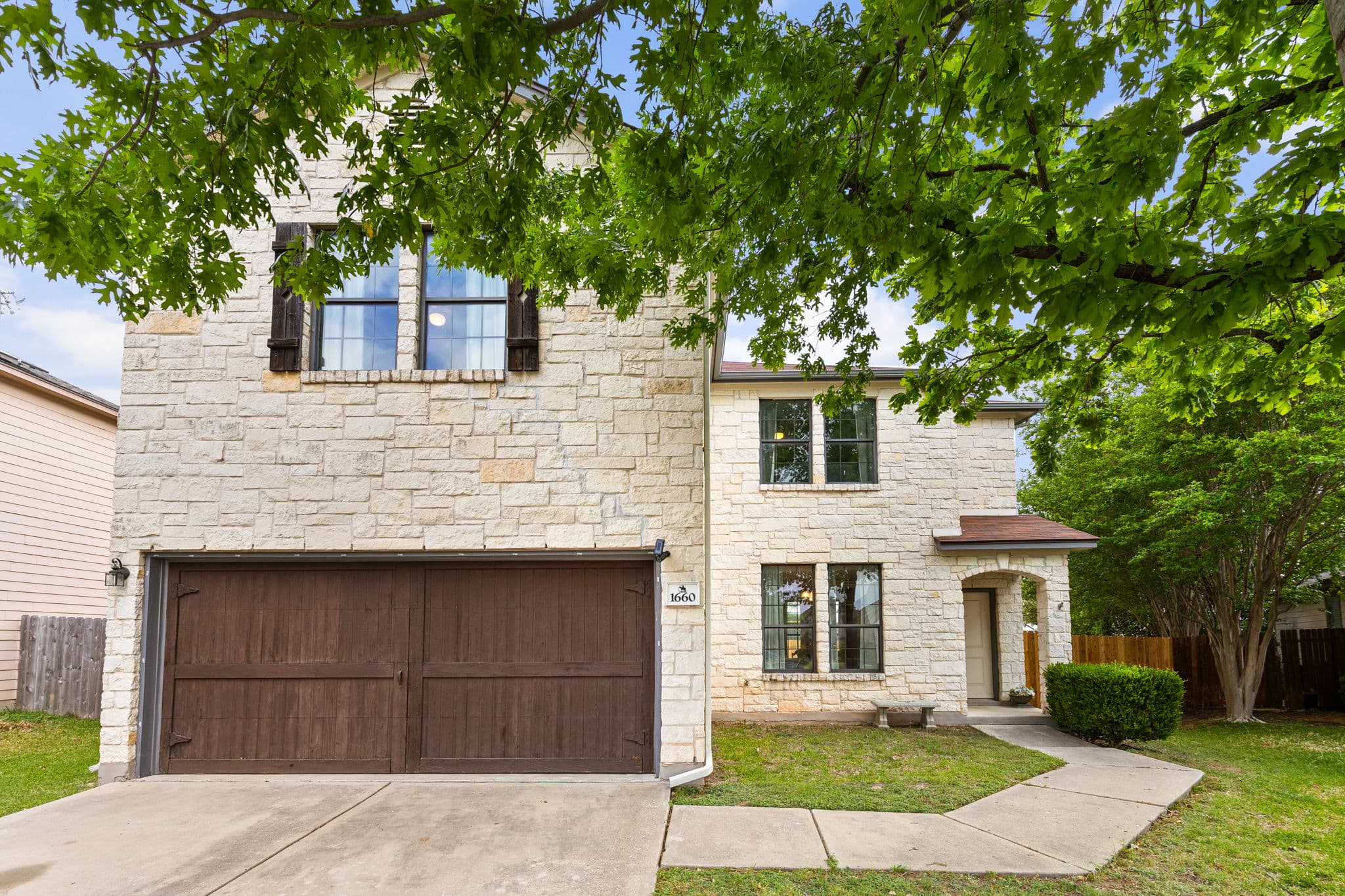 Main property image