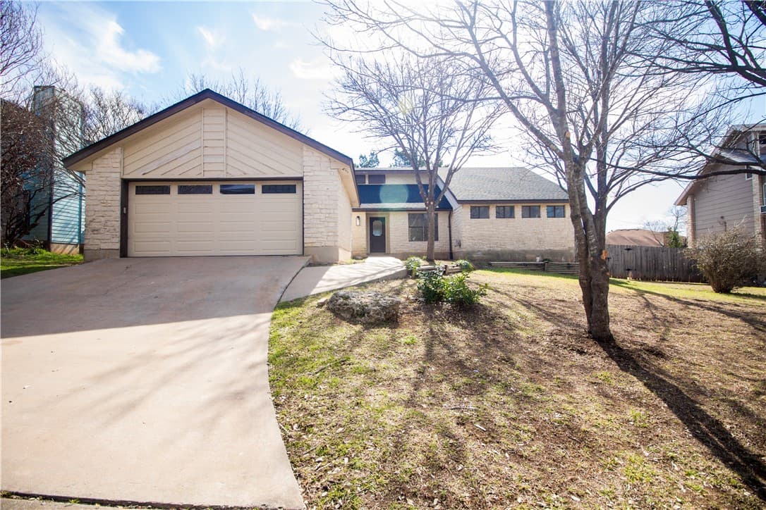 Main property image