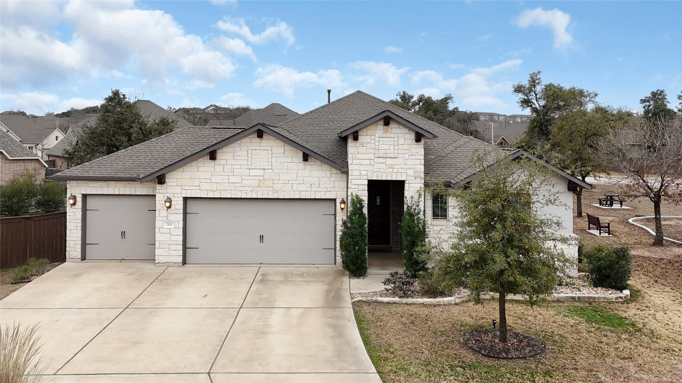700 Craven Hill Ln