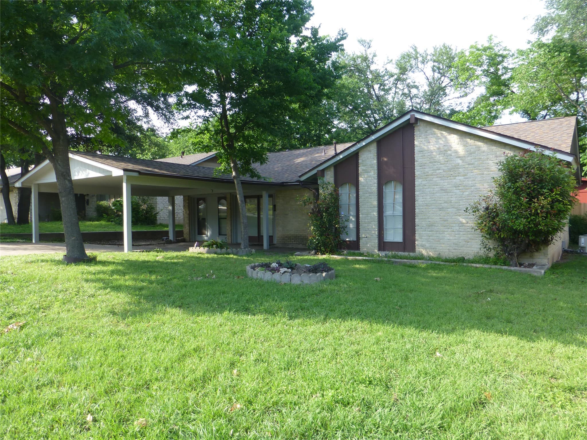 Main property image