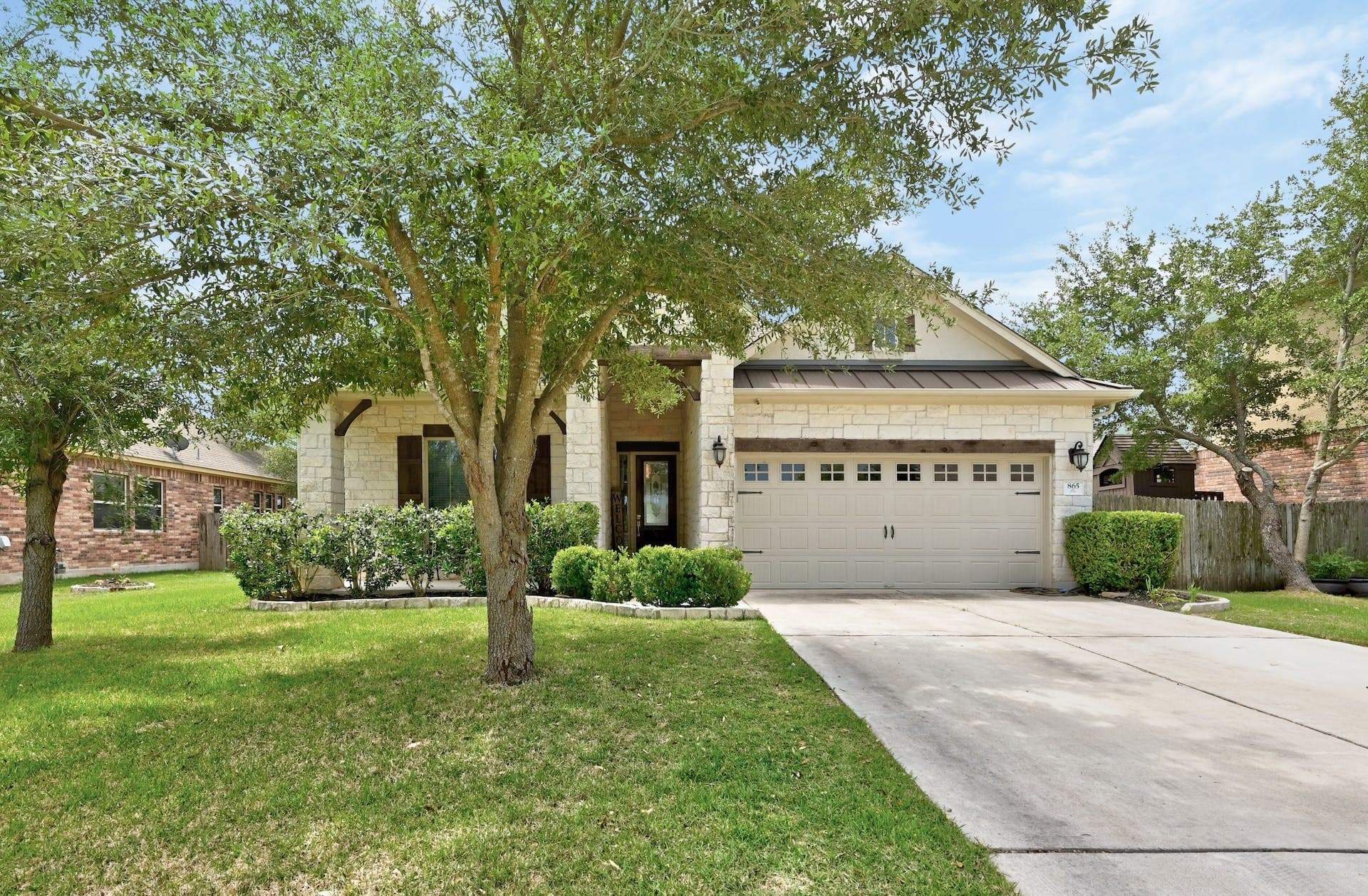 865 Wild Rose Dr