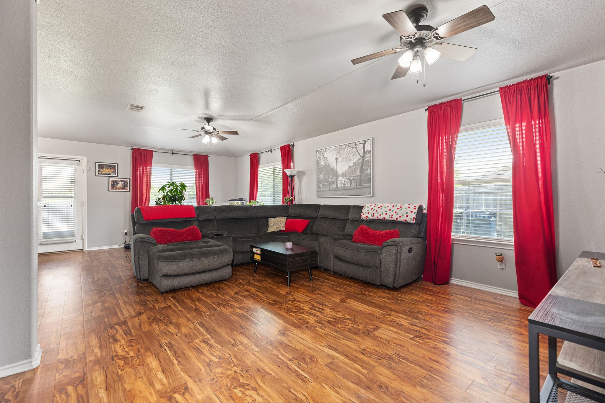Gallery image 3