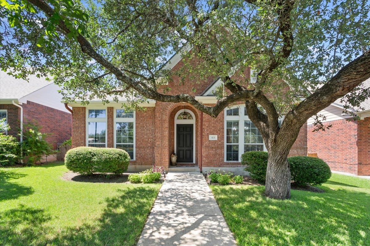 113 Village Park Dr