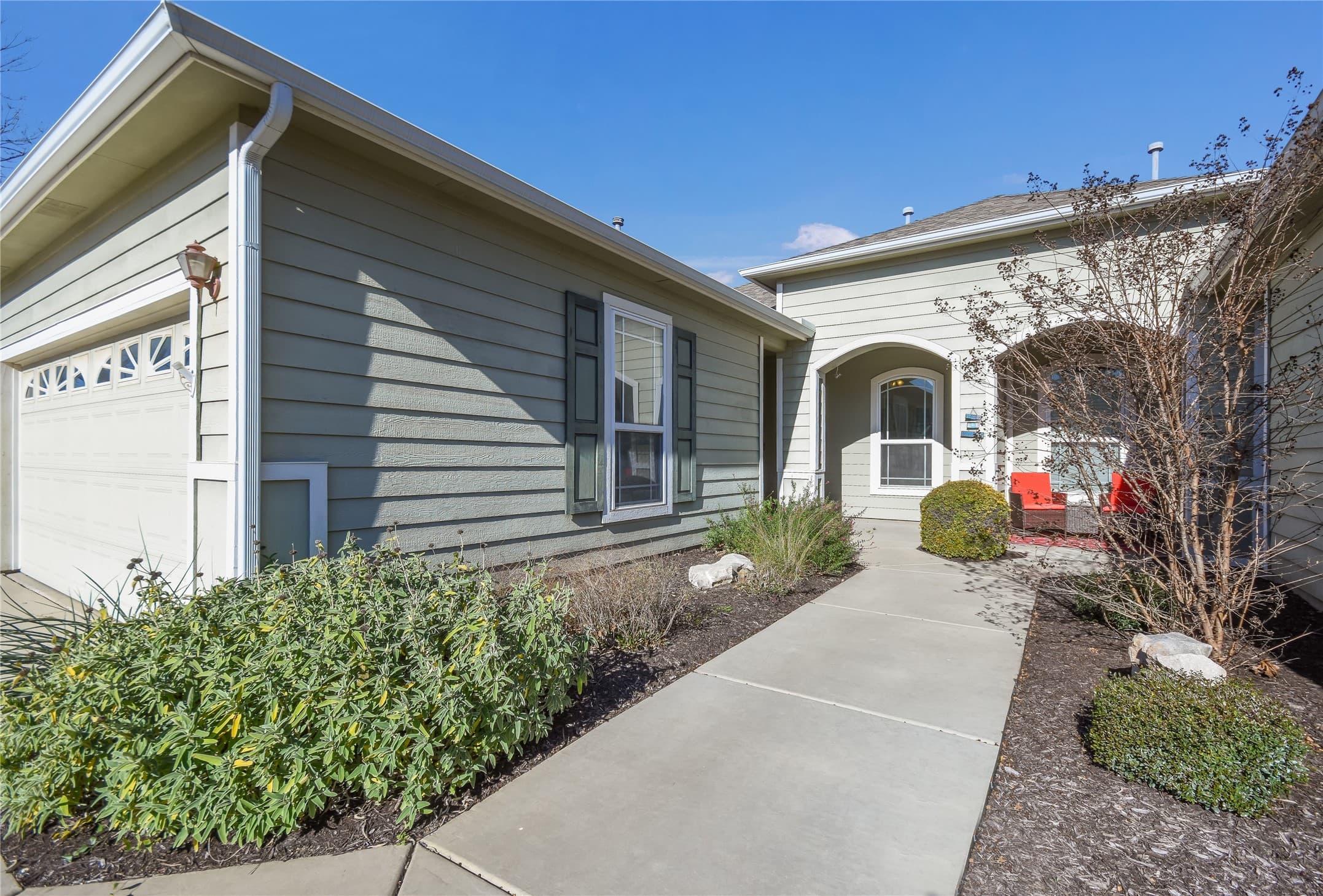 138 Portsmouth Dr