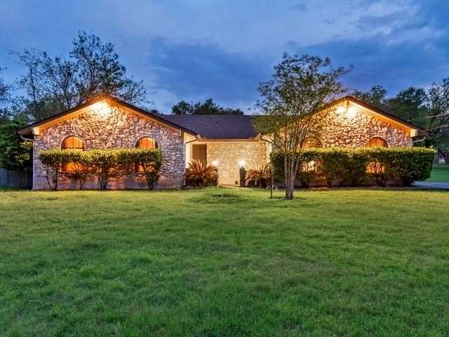 309 Ashwood Ln